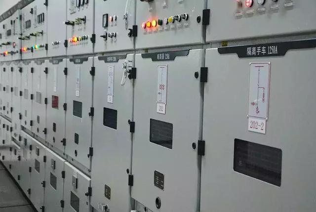 C0m 开关柜的清晰介绍、故障分析及对策