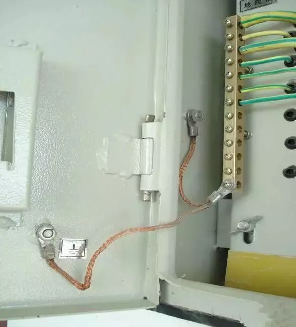 WWW 配电箱安装标准
