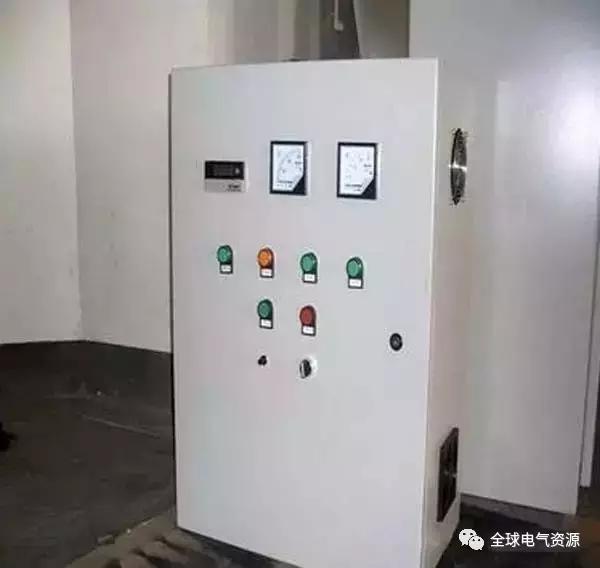 大波 配电箱内部结构