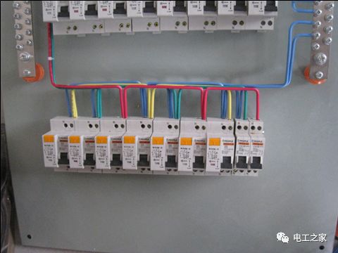 WWW 图片和文字告诉你如何做好配电箱内部布线
