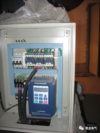 av在线视屏一区二区 《建筑电气工程施工质量验收规范》GB50303-2015 配电箱(机柜)安装详细说明！