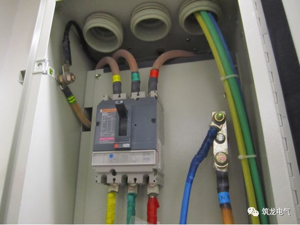 av在线视屏一区二区 《建筑电气工程施工质量验收规范》GB50303-2015 配电箱(机柜)安装详细说明！