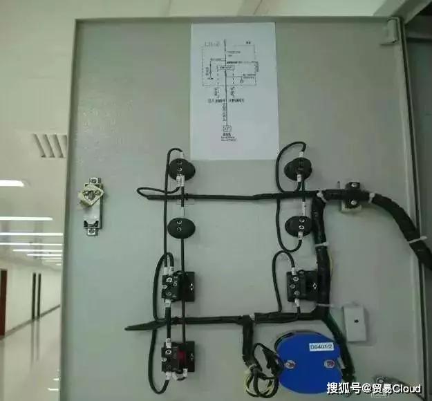 WWW 详细说明配电柜安装和布线的整个过程