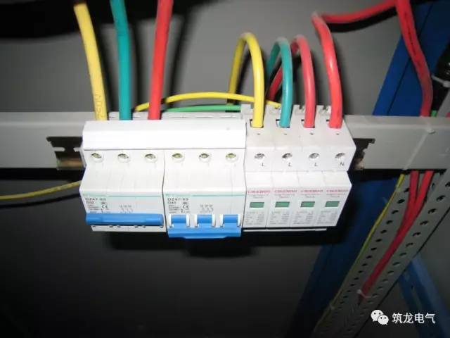 WWW 配电箱(机柜)安装过程