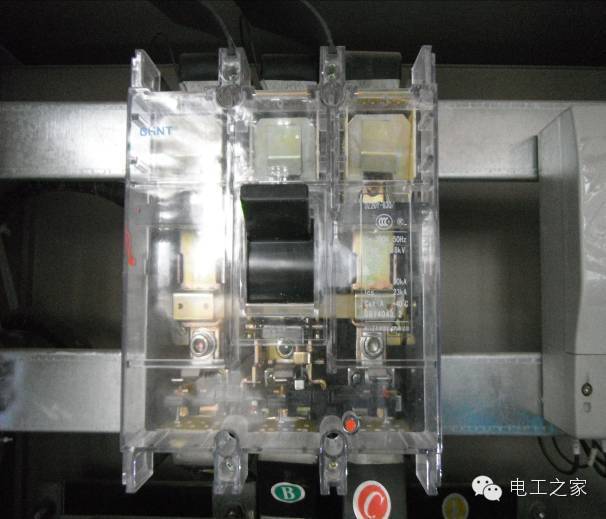 WWW 配电箱和开关盒设置